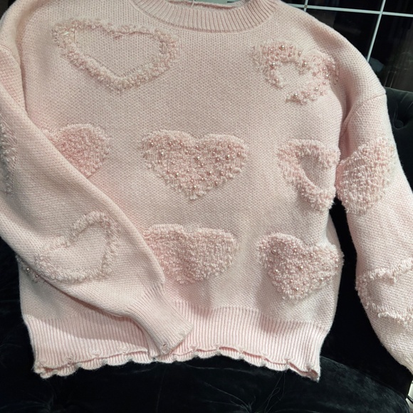 Chicwish - PEARL TRIM HEART JACQUARD OVERSIZED KNIT SWEATER IN PINK - Picture 6 of 6